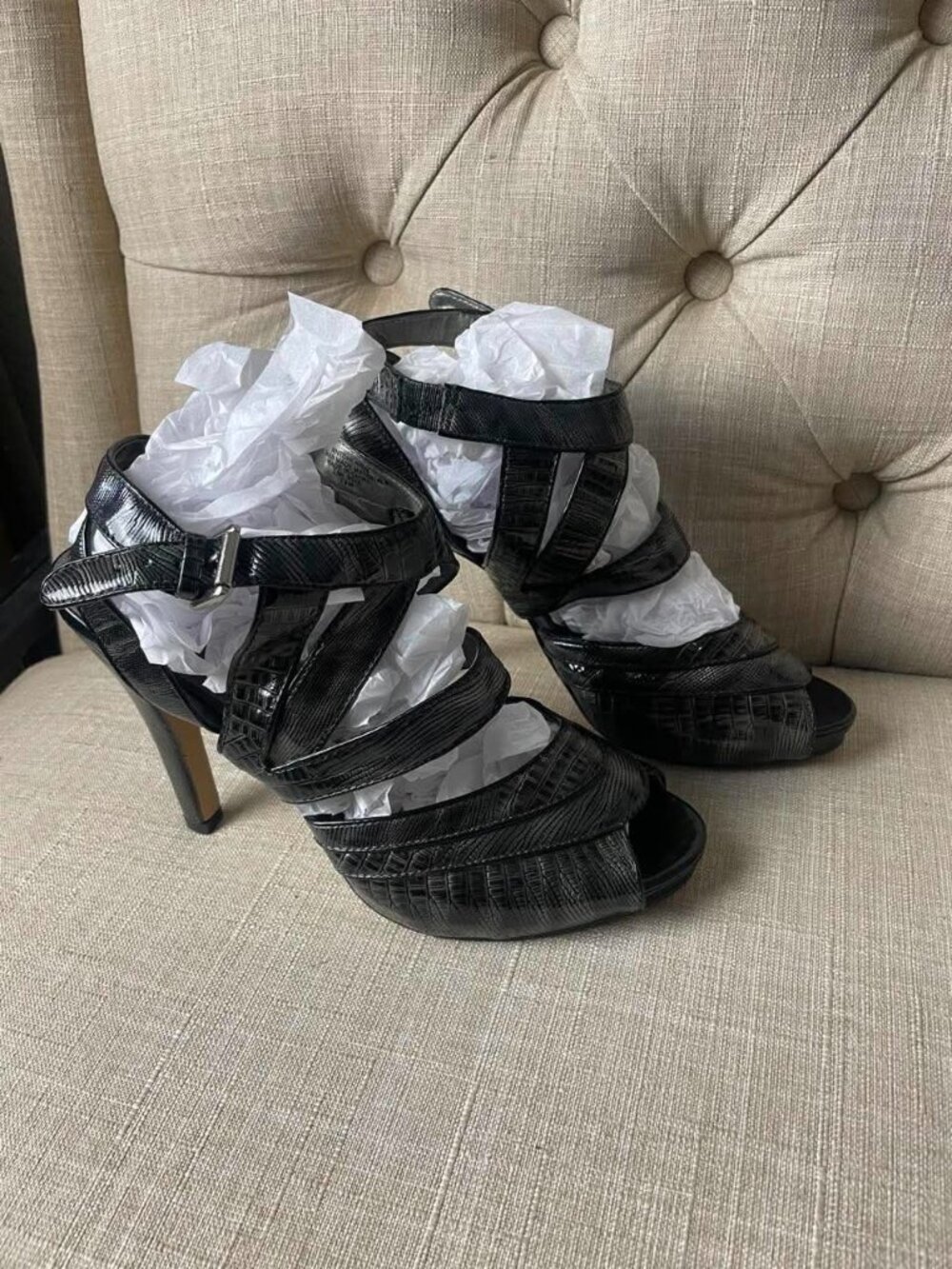 EUC Nine West Strappy Gray High Heels Size 7.5